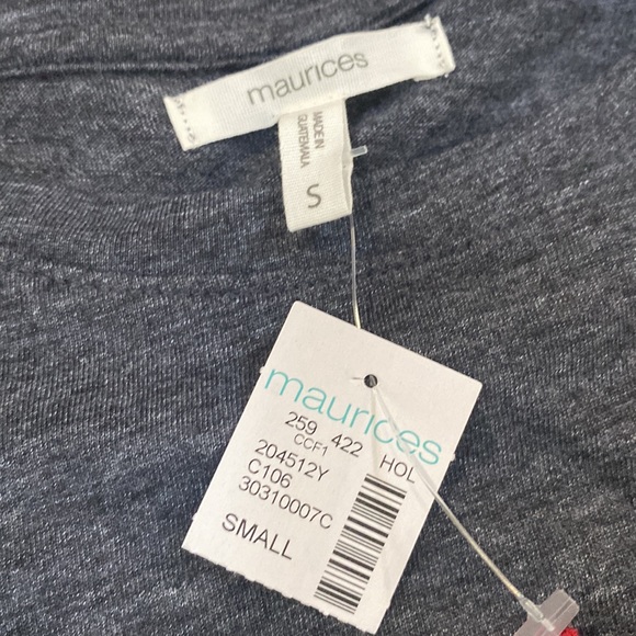 Women’s size small Maurices Christmas graphic tee. New with tags - Picture 2 of 2